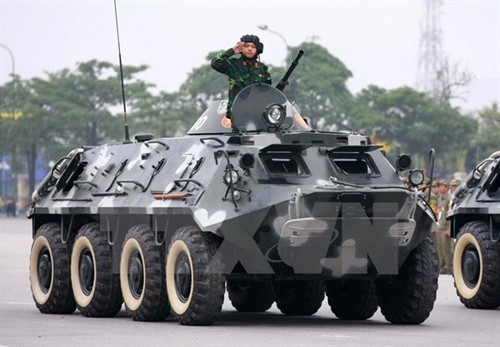 Xe bộ binh bánh lốp (BTR-60PB) của Bộ Tư lệnh Thủ đô. (Ảnh: Doãn Tấn/TTXVN)
