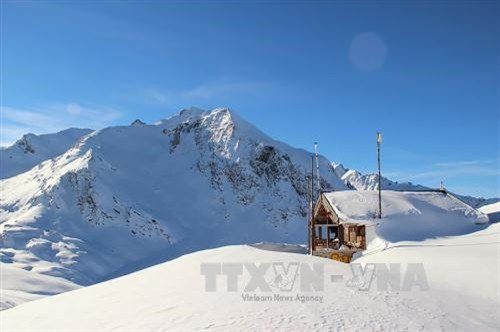 Khu vực xảy ra vụ lở tuyết trên dãy Alps ngày 18/1. AFP/TTXVN