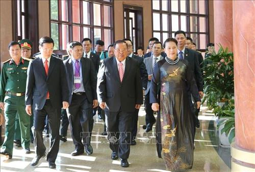 Chủ tịch Quốc hội Nguyễn Thị Kim Ngân và Tổng Bí thư, Chủ tịch nước CHDCND Lào Bounnhang Vorachith đến dự. Ảnh: Dương Giang - TTXVN Chủ tịch Quốc hội Nguyễn Thị Kim Ngân và Tổng Bí thư, Chủ tịch nước CHDCND Lào Bounnhang Vorachith đến dự. Ảnh: Dương Giang - TTXVN