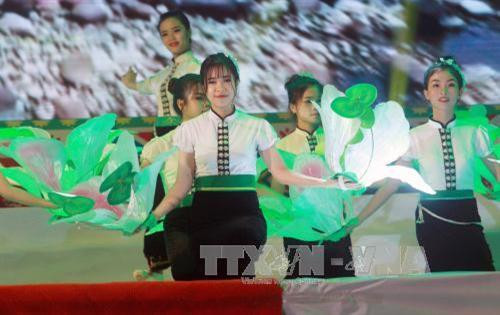 Các tiết mục biểu diễn tại Lễ khai mạc. Ảnh: Thế Duyệt – TTXVN