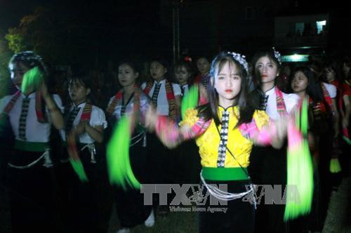 Các tiết mục biểu diễn tại Lễ khai mạc. Ảnh: Thế Duyệt – TTXVN