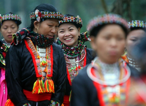 Niềm vui của họ hàng, người thân cô dâu chú rể trong lễ cưới. Niềm vui của họ hàng, người thân cô dâu chú rể trong lễ cưới.