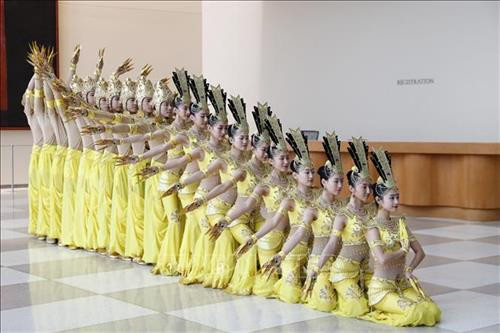 Điệu múa Phật nghìn tay đặc sắc và cuốn hút do các Nghệ sĩ thuộc Đoàn nghệ thuật người khuyết tật Trung Quốc trình diễn tại New York, Mỹ ngày 5/11/2018.