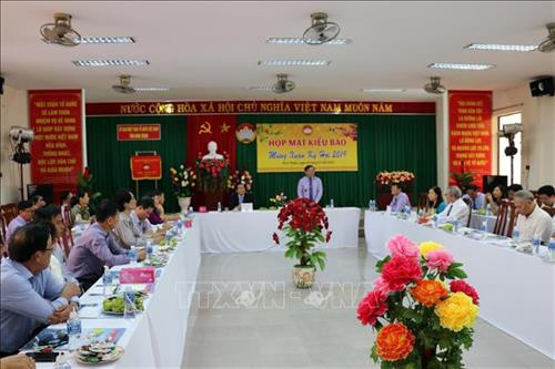 Quang cảnh buổi họp mặt. Ảnh: Công Thử – TTXVN Quang cảnh buổi họp mặt. Ảnh: Công Thử – TTXVN