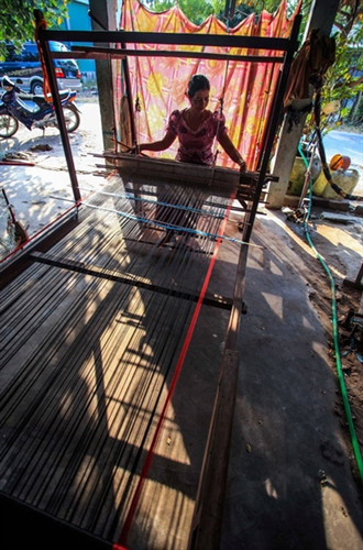 Đặc sắc thổ cẩm Khmer ảnh 5 Đặc sắc thổ cẩm Khmer ảnh 5