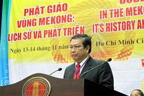 PGS.TS. Võ Văn Sen, Hiệu trưởng trường Đại học KHXH&NV, phát biểu khai mạc Hội thảo. Ảnh: Thanh Vũ – TTXVN