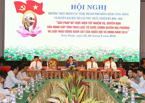 Hội nghị Thường trực Hội đồng nhân dân các tỉnh, thành phố Đồng bằng sông Hồng và duyên hải Bắc bộ lần thứ nhất, nhiệm kỳ 2016 - 2021. Ảnh: Trọng Đức – TTXVN