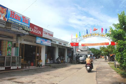 Thôn Tân Lập, xã Tam Hải ngày càng khang trang với đường bê tông nối liền các xóm. Ảnh : baomoi.com Thôn Tân Lập, xã Tam Hải ngày càng khang trang với đường bê tông nối liền các xóm. Ảnh : baomoi.com