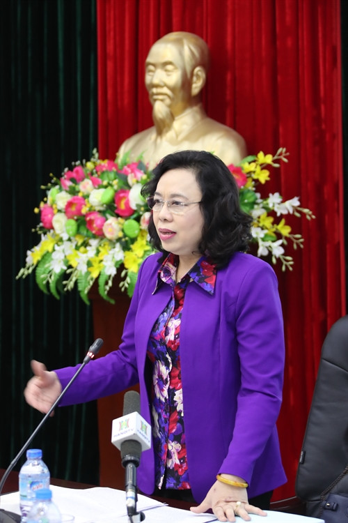 Phó Bí thư Thường trực Thành ủy Hà Nội Ngô Thị Thanh Hằng đề nghị huyện Gia Lâm cần tập trung nguồn lực đầu tư, quyết tâm đưa huyện Gia Lâm đạt chuẩn NTM trong năm 2017.