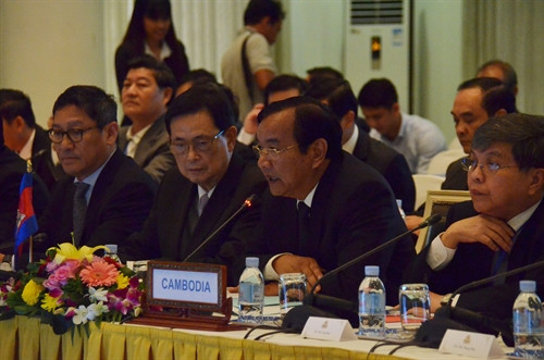 Đoàn đại biểu Campuchia tại cuộc họp. Ảnh: Danh Chanh Đa, P/v TTXVN tại Campuchia.