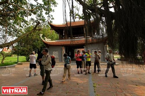 Bút Tháp cổ tự ảnh 4