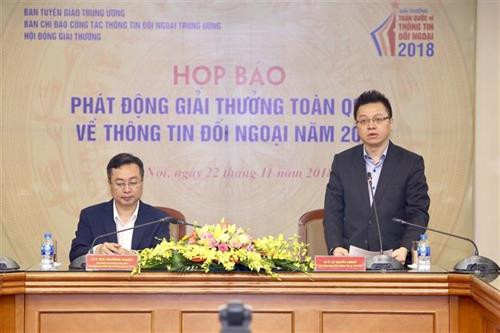 Phó Tổng Giám đốc Thông tấn xã Việt Nam Lê Quốc Minh, Phó Trưởng Ban chỉ đạo Giải thưởng toàn quốc về thông tin đối ngoại 2018 phát biểu tại họp báo phát động Giải thưởng toàn quốc về thông tin đối ngoại 2018. Ảnh: Minh Quyết - TTXVN Phó Tổng Giám đốc Thông tấn xã Việt Nam Lê Quốc Minh, Phó Trưởng Ban chỉ đạo Giải thưởng toàn quốc về thông tin đối ngoại 2018 phát biểu tại họp báo phát động Giải thưởng toàn quốc về thông tin đối ngoại 2018. Ảnh: Minh Quyết - TTXVN