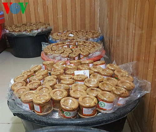 Thịt chua thành sản phẩm hàng hóa Thịt chua thành sản phẩm hàng hóa