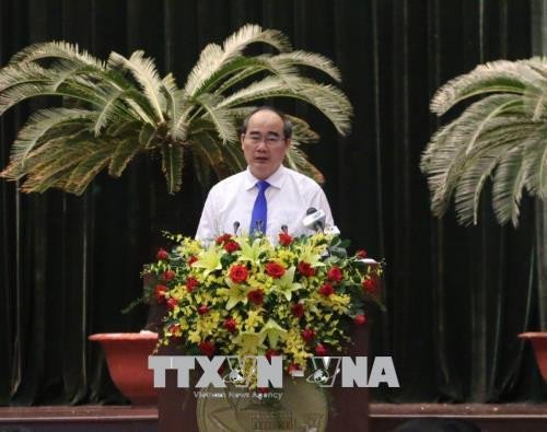 Đồng chí Nguyễn Thiện Nhân, Ủy viên Bộ Chính trị, Bí thư Thành ủy Thành phố Hồ Chí Minh phát biểu tại kỳ họp. Ảnh: Thu Hoài – TTXVN