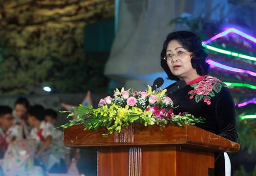 Phó Chủ tịch nước Đặng Thị Ngọc Thịnh phát biểu tại đêm hội thành Tuyên năm 2017. Ảnh: Thế Duyệt – TTXVN Phó Chủ tịch nước Đặng Thị Ngọc Thịnh phát biểu tại đêm hội thành Tuyên năm 2017. Ảnh: Thế Duyệt – TTXVN