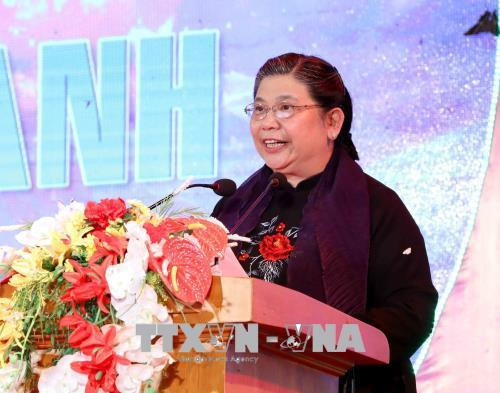 Phó Chủ tịch Thường trực Quốc hội Tòng Thị Phóng phát biểu khai mạc Chương trình. Ảnh: Phương Hoa - TTXVN