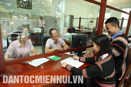 Ngân hàng Chính sách xã hội tỉnh Gia Lai hỗ trợ vốn vay cho các dự án khởi nghiệp, đặc biệt là các dự án của thanh niên người dân tộc thiểu số. Ảnh: Hoàng Hà