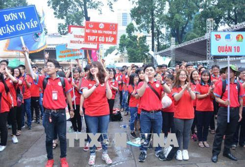 Đoàn viên thanh niên ra quân Chiến dịch tình nguyện “Hoa phượng đỏ” lần thứ 13 năm 2018. Ảnh: Xuân Dự - TTXVN