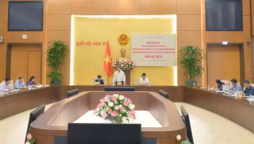 Chủ tịch Hội đồng Dân tộc của Quốc hội Hà Ngọc Chiến, Trưởng đoàn giám sát phát biểu khai mạc. Ảnh: Văn Điệp - TTXVN