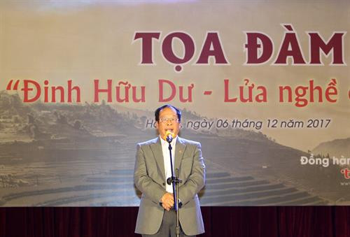 PGS.TS Lưu Văn An, Phó giám đốc Học viện Báo chí và Tuyên truyên phát biểu khai mạc buổi tọa đàm. Ảnh: Quốc Khánh - TTXVN PGS.TS Lưu Văn An, Phó giám đốc Học viện Báo chí và Tuyên truyên phát biểu khai mạc buổi tọa đàm. Ảnh: Quốc Khánh - TTXVN