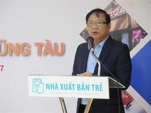 Ông Lê Hoàng – Phó Chủ tịch Hội Xuất bản Việt Nam – Văn phòng phía Nam, Giám đốc Công ty Đường Sách Thành phố Hồ Chí Minh phát biểu tại buổi gặp gỡ - công bố thông tin Đường sách Vũng Tàu