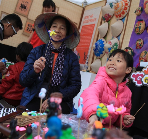 Trò chơi chong chóng rất được trẻ em yêu thích