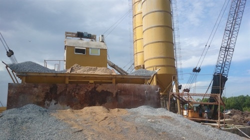 Một số hình ảnh xây dựng cầu Hòa Trung- một trong những cầu cuối cùng thông mạch đường Hồ Chí Minh ảnh 5