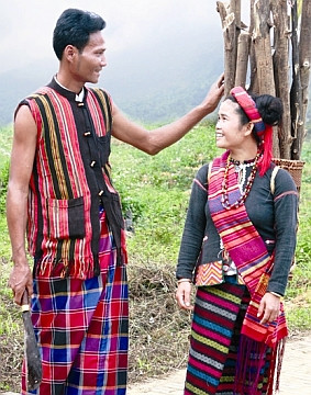 Cô dâu, chú rể người Vân Kiều Cô dâu, chú rể người Vân Kiều