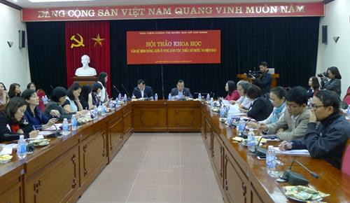 Các đại biểu tham gia tham luận tại hội thảo. Ảnh: dangcongsan.vn Các đại biểu tham gia tham luận tại hội thảo. Ảnh: dangcongsan.vn