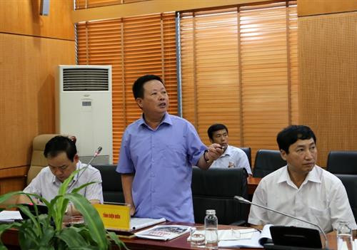 Giám đốc Sở Nội vụ Điện Biên Lê Hữu Khang trình bày Đề án sắp xếp đơn vị hành chính. Ảnh: laodong.vn Giám đốc Sở Nội vụ Điện Biên Lê Hữu Khang trình bày Đề án sắp xếp đơn vị hành chính. Ảnh: laodong.vn