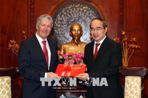 Ông Nguyễn Thiện Nhân, Ủy viên Bộ Chính trị, Bí thư Thành ủy Thành phố Hồ Chí Minh có buổi tiếp ông Damien O’Connor, Bộ trưởng Nông nghiệp, An ninh sinh học, An toàn thực phẩm và các vấn đề Nông thôn, kiêm Bộ trưởng Thương mại và Tăng trưởng Xuất khẩu của New Zealand đang có chuyến thăm và làm việc tại Việt Nam.