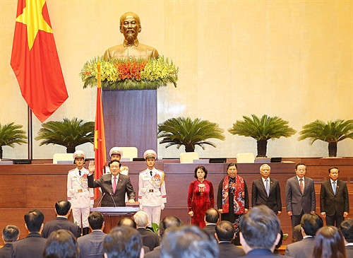 Chánh án Tòa án nhân dân Tối cao Nguyễn Hòa Bình tuyên thệ nhậm chức. Ảnh: Trọng Đức-TTXVN