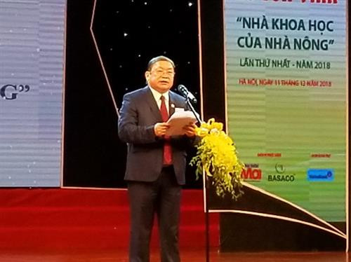 Ông Thào Xuân Sùng, Ủy viên Trung ương Đảng, Chủ tịch Ban chấp hành Hội Nông dân Việt Nam phát biểu tại buổi Lễ. Ảnh: Hoàng Hải