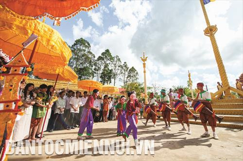 Múa trống Chhay Yam