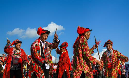 Lễ hội nhuốm màu huyền bí của người Dao ảnh 10 Lễ hội nhuốm màu huyền bí của người Dao ảnh 10
