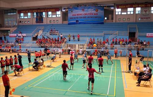 Giải Bóng chuyền hơi trung cao tuổi toàn quốc lần thứ V, năm 2018 được tổ chức tại Thái Nguyên. Ảnh: Quân Trang - TTXVN