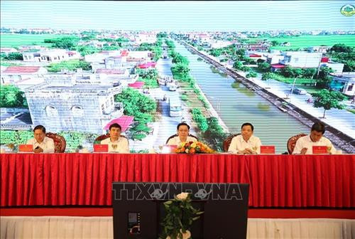 Phó Thủ tướng Vương Đình Huệ (giữa) chủ trì hội nghị. Ảnh: Bích Huệ - TTXVN Phó Thủ tướng Vương Đình Huệ (giữa) chủ trì hội nghị. Ảnh: Bích Huệ - TTXVN