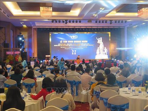 Quang cảnh buổi lễ. Ảnh: Ánh Tuyết - TTXVN Quang cảnh buổi lễ. Ảnh: Ánh Tuyết - TTXVN