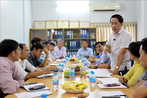 Ông Kiều Ngọc Vũ, Phó Chủ tịch Liên đoàn Lao động Thành phố Hồ Chí Minh phát biểu tại buổi làm việc. Ảnh: Thanh Vũ-TTXVN