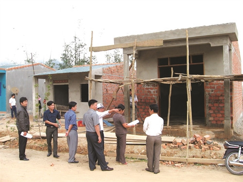 Nhiều hộ ở xã Đăk Man có nhà mới theo Chương trình 167 (chương trình hỗ trợ hộ nghèo về nhà ở)