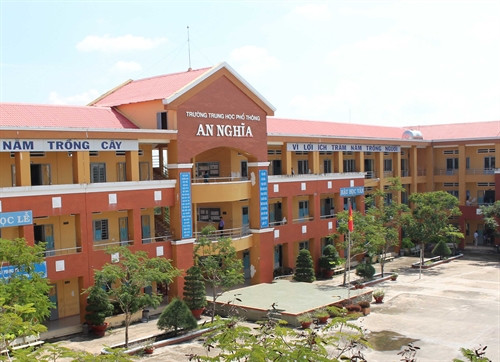 Hệ thống cơ sở vật chất giáo dục ở An Thới Đông được đầu xây dựng khang trang theo tiêu chí xã nông thôn mới