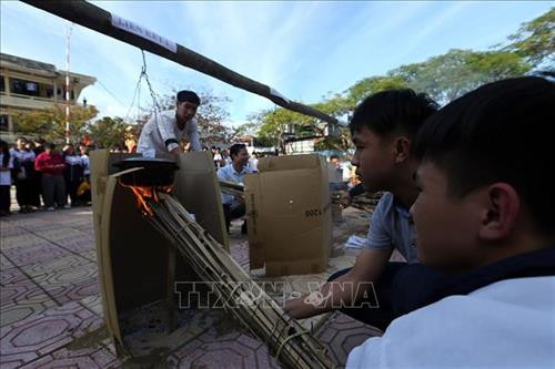 Chương trình vui Tết cho học sinh dân tộc nội trú ảnh 3 Chương trình vui Tết cho học sinh dân tộc nội trú ảnh 3