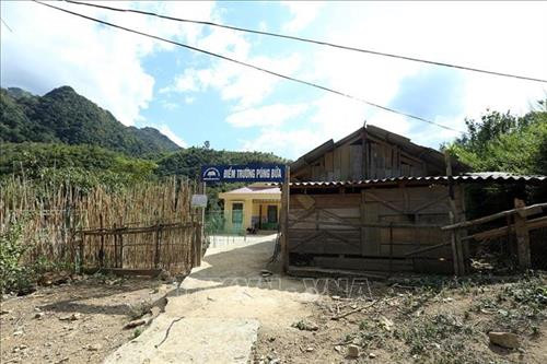 Điểm trường Púng Bửa thuộc trường Mầm non, xã Na Ư, huyện Điện Biên (tỉnh Điện Biên). Ảnh: Phan Tuấn Anh – TTXVN Điểm trường Púng Bửa thuộc trường Mầm non, xã Na Ư, huyện Điện Biên (tỉnh Điện Biên). Ảnh: Phan Tuấn Anh – TTXVN