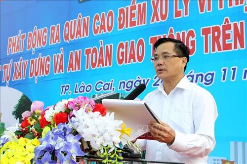 Chủ tịch UBND thành phố Lào Cai Lê Quang Minh phát biểu tại Lễ ra quân. Ảnh: Quốc Khánh – TTXVN