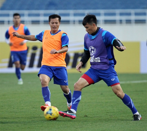 Các tuyển thủ trong buổi tập. Ảnh: Quốc Khánh - TTXVN Các tuyển thủ trong buổi tập. Ảnh: Quốc Khánh - TTXVN