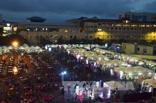 Ông Nguyễn Huy Đăng, Phó Giám đốc Sở Nông nghiệp và Phát triển Nông thôn Hà Nội cho biết, Hà Nội đã ký kết với 24 tỉnh, thành phố phía Bắc trong công tác phòng, chống dịch bệnh, kiểm dịch, kiểm soát giết mổ động vật...