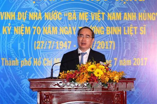 Đồng chí Nguyễn Thiện Nhân, Ủy viên Bộ Chính trị, Bí thư Thành ủy Thành phố Hồ Chí Minh phát biểu tại buổi lễ. Ảnh: Thanh Vũ – TTXVN