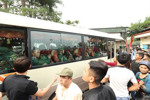 Năm nay, huyện Thanh Trì có 31% tân binh tốt nghiệp các trường đại học, cao đẳng; 28/125 tân binh viết đơn nhập ngũ. Số tân binh có đơn tình nguyện được Ban Chỉ huy quân sự huyện phối hợp với Trung tâm Bồi dưỡng chính trị huyện tổ chức học và cấp Giấy chứng nhận hoàn thành chương trình bồi dưỡng kết nạp Đảng, tạo nguồn cho quân đội.