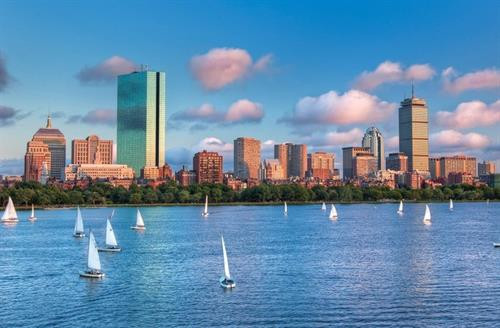 1. Boston-Cambridge (Mỹ) THE nhóm hai thành phố nổi tiếng của Mỹ vì sự gần gũi giữa chúng. Nơi đây có những viện đại học uy tín nhất thế giới, gồm: Đại học Harvard, Viện Công nghệ Massachusetts, Đại học Boston, Đại học Massachusetts, Đại học Tufts và Đại học Northeastern. Ảnh: Vox Cambridge 2. London (Anh) London cũng có 6 đại học trong top 200 trường do THE bình chọn: Đại học Hoàng gia London, Trường King's College, Trường Kinh tế và Khoa học chính trị London, Đại học Queen Mary, Royal Holloway (Đại học London) và Trường University College London (UCL). Ảnh: Hand Luggage Only 3. Paris (Pháp) Paris là điểm đến mơ ước của sinh viên quốc tế. 5 trường đại học hàng đầu thế giới có trụ sở ở thành phố này, gồm: Đại học Bách khoa Paris, Đại học Nghiên cứu PSL - Paris Sciences et Lettres, Đại học Paris-Sorbonne (Paris 4), Đại học Paris-Sud, Đại học Pierre and Marie Curie. Ảnh: SIS 4. Hong Kong (Trung Quốc) Giống như Paris, Hong Kong cũng có 5 trong số 200 trường hàng đầu thế giới, gồm: Đại học Trung văn Hương Cảng, trường City University of Hong Kong, Đại học Bách khoa Hong Kong, Đại học Khoa học và Công nghệ Hong Kong và Đại học Hong Kong. Ảnh: The Travellight World 5. Berlin (Đức) Bốn đại học nổi tiếng nằm ở thủ đô của Đức là: trường Charité - Universitätsmedizin Berlin, Đại học Humboldt Berlin, Đại học Kỹ thuật Berlin và Đại học Free Berlin. Ảnh: Kulturpara 6. Los Angeles (Mỹ) Thành phố nổi tiếng bậc nhất nước Mỹ là nhà của Viện Công nghệ California, Đại học California Irvine, Đại học California ở Los Angeles và Đại học Southern California. Ảnh: College Magazine 7. Stockholm (Thụy Điển) Thủ đô của Thụy Điển có 3 đại học nằm trong top 200 do THE bình chọn, gồm: Viện Karolinska, Viện Công nghệ Hoàng gia KTH và Đại học Stockholm. Ảnh: Domingo Leiva 8. New York (Mỹ) Thành phố New York là nơi đặt khuôn viên của ba đại học lớn: Đại học Columbia, Đại học New York và Đại học Rutgers (thuộc Đại học bang New Jersey). Ảnh: Sitios Turisticos 1. Boston-Cambridge (Mỹ) THE nhóm hai thành phố nổi tiếng của Mỹ vì sự gần gũi giữa chúng. Nơi đây có những viện đại học uy tín nhất thế giới, gồm: Đại học Harvard, Viện Công nghệ Massachusetts, Đại học Boston, Đại học Massachusetts, Đại học Tufts và Đại học Northeastern. Ảnh: Vox Cambridge 2. London (Anh) London cũng có 6 đại học trong top 200 trường do THE bình chọn: Đại học Hoàng gia London, Trường King's College, Trường Kinh tế và Khoa học chính trị London, Đại học Queen Mary, Royal Holloway (Đại học London) và Trường University College London (UCL). Ảnh: Hand Luggage Only 3. Paris (Pháp) Paris là điểm đến mơ ước của sinh viên quốc tế. 5 trường đại học hàng đầu thế giới có trụ sở ở thành phố này, gồm: Đại học Bách khoa Paris, Đại học Nghiên cứu PSL - Paris Sciences et Lettres, Đại học Paris-Sorbonne (Paris 4), Đại học Paris-Sud, Đại học Pierre and Marie Curie. Ảnh: SIS 4. Hong Kong (Trung Quốc) Giống như Paris, Hong Kong cũng có 5 trong số 200 trường hàng đầu thế giới, gồm: Đại học Trung văn Hương Cảng, trường City University of Hong Kong, Đại học Bách khoa Hong Kong, Đại học Khoa học và Công nghệ Hong Kong và Đại học Hong Kong. Ảnh: The Travellight World 5. Berlin (Đức) Bốn đại học nổi tiếng nằm ở thủ đô của Đức là: trường Charité - Universitätsmedizin Berlin, Đại học Humboldt Berlin, Đại học Kỹ thuật Berlin và Đại học Free Berlin. Ảnh: Kulturpara 6. Los Angeles (Mỹ) Thành phố nổi tiếng bậc nhất nước Mỹ là nhà của Viện Công nghệ California, Đại học California Irvine, Đại học California ở Los Angeles và Đại học Southern California. Ảnh: College Magazine 7. Stockholm (Thụy Điển) Thủ đô của Thụy Điển có 3 đại học nằm trong top 200 do THE bình chọn, gồm: Viện Karolinska, Viện Công nghệ Hoàng gia KTH và Đại học Stockholm. Ảnh: Domingo Leiva 8. New York (Mỹ) Thành phố New York là nơi đặt khuôn viên của ba đại học lớn: Đại học Columbia, Đại học New York và Đại học Rutgers (thuộc Đại học bang New Jersey). Ảnh: Sitios Turisticos