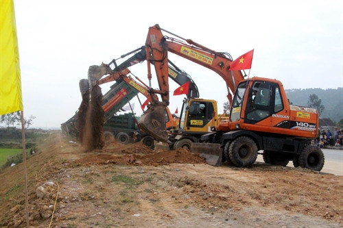 Lễ động thổ Dự án Nhà máy sản xuất container của Tập đoàn TKV – Hàn Quốc. Ảnh: Tá Chuyên – TTXVN